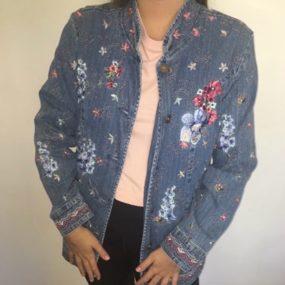 Vtg‎ Denim & Co. Jacket Women's L Blue Denim Floral Embroidered Button Up EUC